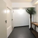 아파트 Gemuetliches In Zentral Mit Balkon *